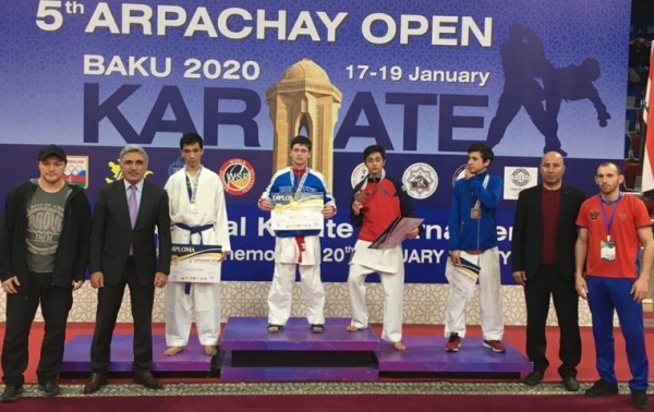 “Judo Club 2012”: karateçilər də ilə uğurla başladılar