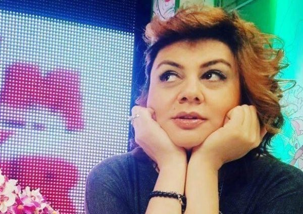 Tanınmış teleaparıcı ailə qurdu