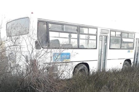 Bakıda avtobus qəzası: yaralılar var