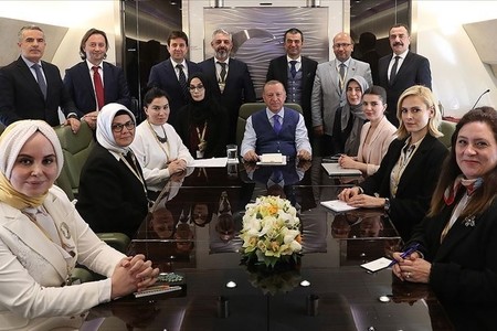 Ərdoğan: “Liviyada sülhün hökm sürməsi üçün Haftarı dayandırmaq lazımdır”