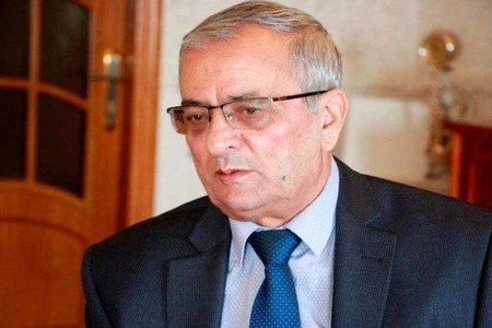 İsgəndər Həmidov komaya düşdü