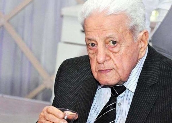 Xalq artisti səhhətindən danışdı: “90 yaşlı adam necə olar?”