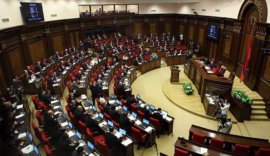 Ermənistan referenduma gedir