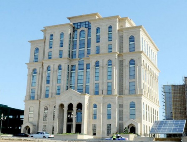 Parlament seçkiləri ilə bağlı MSK-nın “qaynar xətti”nə bir neçə müraciət daxil olub