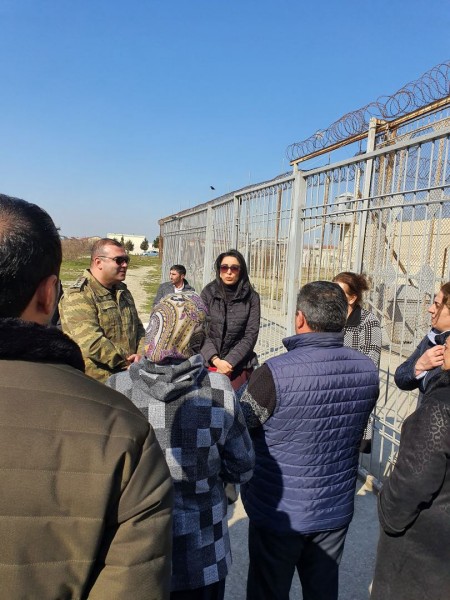 Ombudsman Nərminin qətlində təqsirləndirilən şəxslə görüşüb