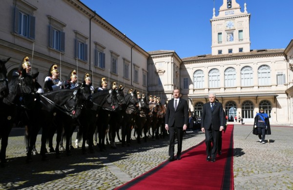 Prezident İlham Əliyevin Romada rəsmi yolasalma mərasimi olub