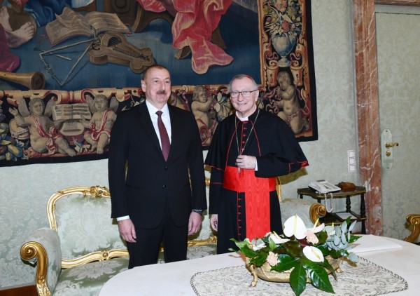 Prezident İlham Əliyevin Vatikanda Müqəddəs Taxt-Tacın dövlət katibi kardinal Pietro Parolin ilə görüşü olub