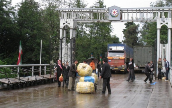 İranla sərhədi niyə bağlamırıq? - Açıqlama
