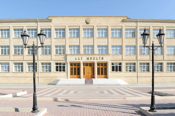 Naxçıvan Ali Məclisinə sədr seçildi - TƏRCÜMEYİ-HAL