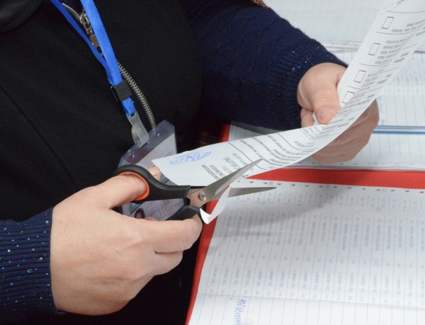 MSK daha 10 seçki məntəqəsinin nəticələrini ləğv etdi