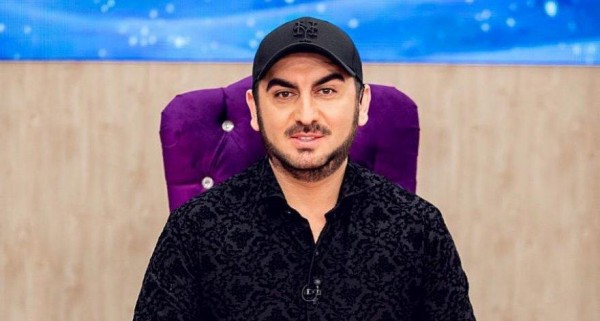 Tolik bağlanan verilişindən danışdı — “Müğənnilərin tərbiyəsizliyinin qurbanı oldum”