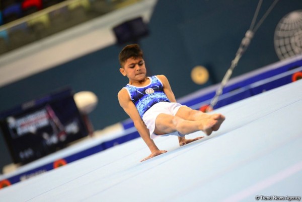 Bakıda kişi idman gimnastikası üzrə final yarışları start götürüb - FOTO