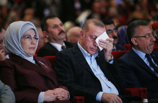 Şəhid anaları bir-bir danışdı, Ərdoğan isə ağladı