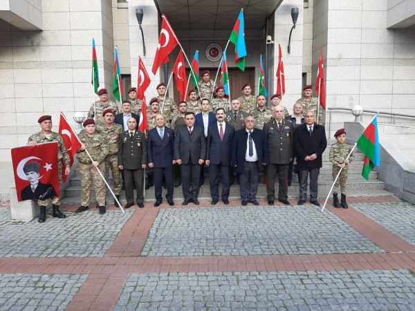 Qarabağ qaziləri Türkiyə səfiri ilə görüşdülər - FOTO