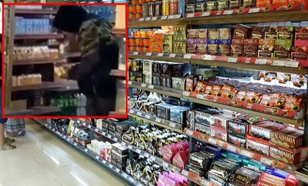 Koronavirusu yaymaq üçün marketdəki ƏRZAQLARI YALADI — VİDEO