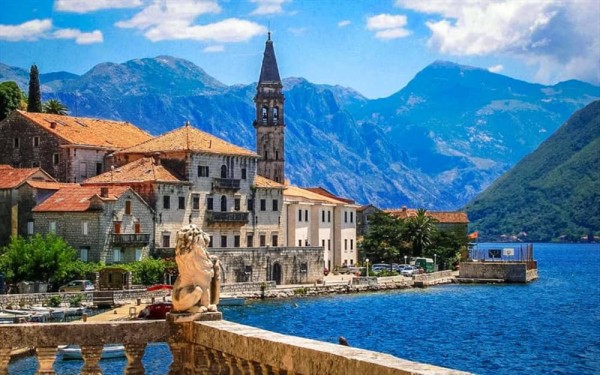 Koronavirusun yayılmadığı yeganə Avropa ölkəsində də fövqəladə vəziyyət elan edildi