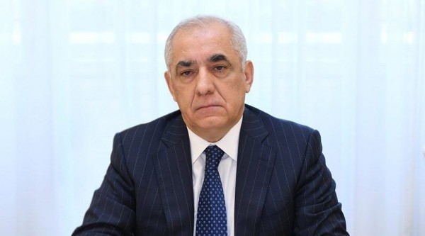 Baş Nazir rəhbər şəxslərə koronavirusla bağlı tapşırıq verdi