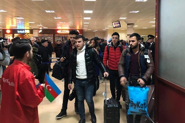 Azərbaycan 171 vətəndaşını Rusiyadan gətirdi