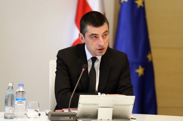 Gürcüstanın baş naziri ölkə əhalisini evdən çıxmamağa çağırdı