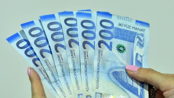 Azərbaycanda bu şəxslərin maaşları beş dəfə artırıldı - QƏRAR