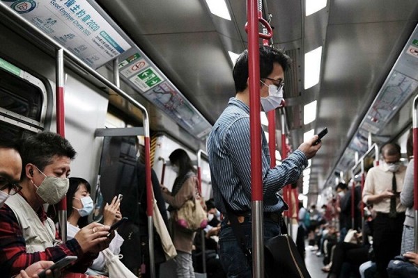 Koronavirusun episentrində həyat normallaşır: Metro da işləyir...
