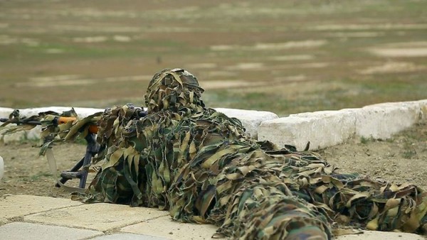 Azərbaycan Ordusunda snayperlərin hazırlığı yoxlanılır