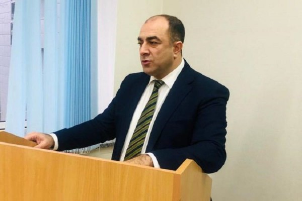Azərbaycanlı vəzifəli şəxs koronavirusa yoluxdu