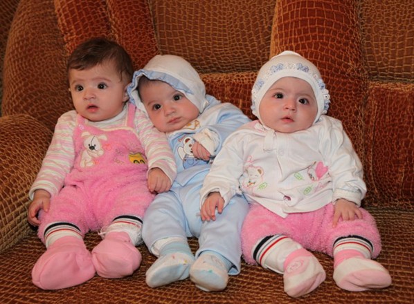 Bu il Azərbaycanda 584 əkiz, 12 üçəm doğulub