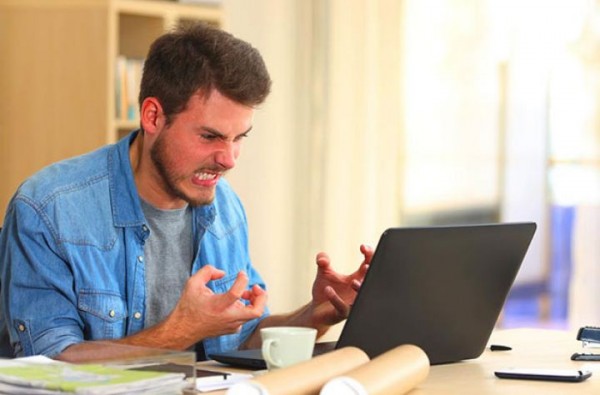İnternetlə bağlı rəsmi açıqlama: Problem nədir?