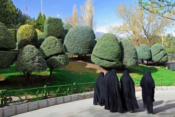 İranda koronavirusa görə bağlanan parklar açıldı
