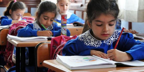 Türkiyədə məktəblər mayın 31-dək bağlı qalacaq