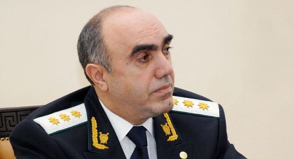 İlham Əliyev Zakir Qaralovla telefonla danışdı