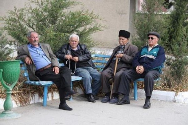 "Yaşı 65 yaşdan yuxarı olanlarla bağlı qərar veriləcək"