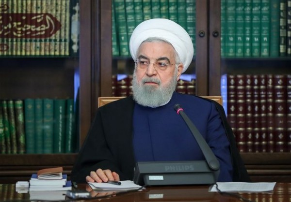 İranda məscidlərdə bayram namazının qılınmasına icazə verilib