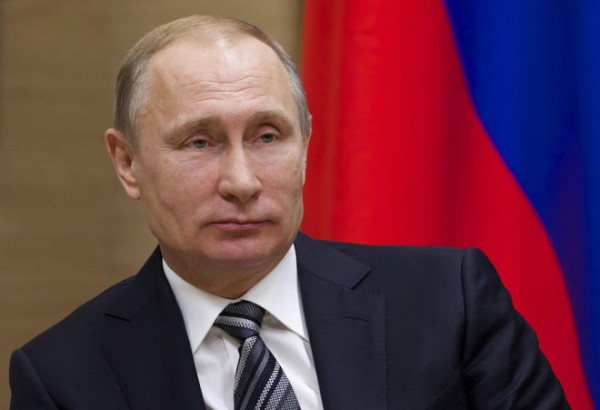 Putin Çingiz Abdullayevi ordenlə təltif etdi