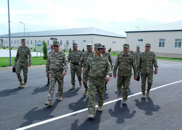 Cəbhəboyu zonada yeni inşa edilmiş hərbi hissələrin açılışı olub