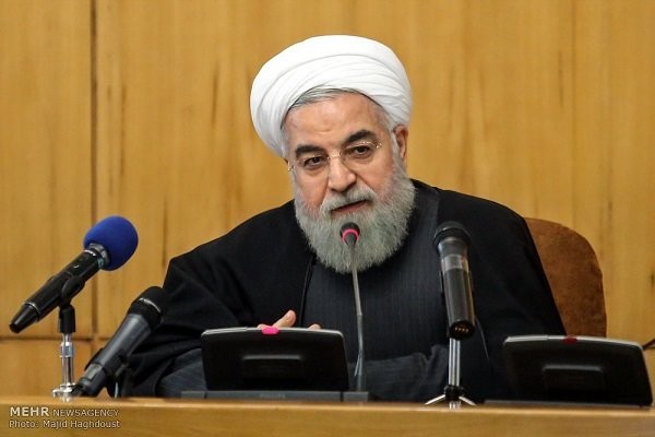 Ruhani xəbərdarlıq etdi: ABŞ tankerlərimizi vursa...
