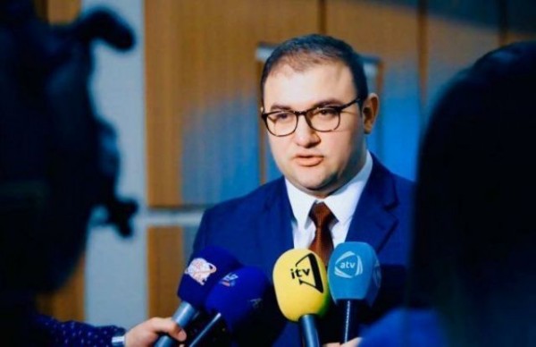 Azərbaycanlı həkim: “Sadə xalqın üzərinə bu qədər getmək olmaz”