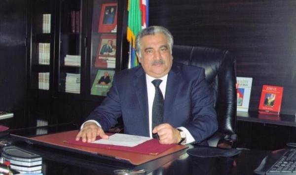 Əhəd Abıyev jurnalistləri təhqir etdi: "Erməni əsilli məxluqlar..."
