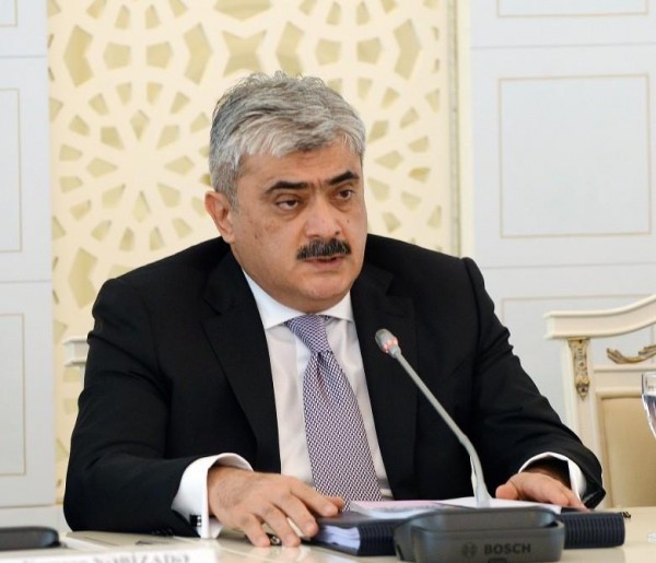 Nazir yeni seçilən deputatları tənqid etdi