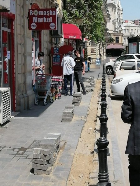 Bakıda daha bir koronavirus xəstəsi marketdə tapıldı