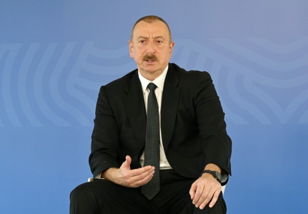 İlham Əliyev: “Xəstəliklə mübarizədə bizim əlavə imkanlarımız olacaq”