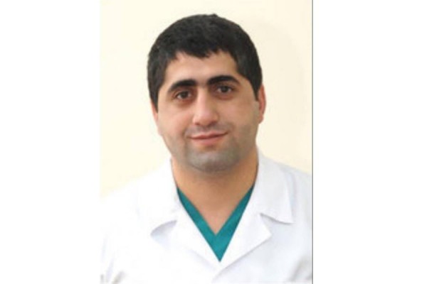 Koronavirusa yoluxan Cavid Paşayev Mərkəzi Gömrük Xəstəxanasına yerləşdirildi