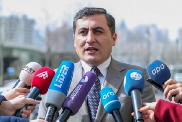 Koronavirusa yoluxan BNA rəsmisi sağaldı