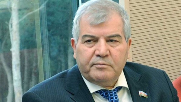 Xalq şairi Sabir Rüstəmxanlıdan dünya azərbaycanlılarına önəmli çağırış