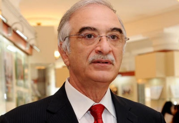 Polad Bülbüloğlu soydaşlarımıza müraciət etdi: “Küçə davaları səviyyəsinə enməməliyik”