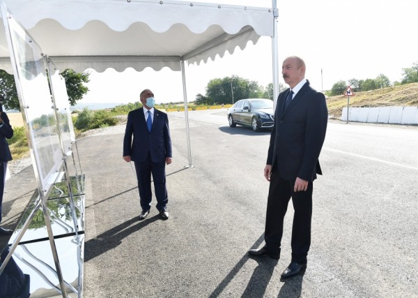 Prezident yolun yenidən qurulması ilə tanış oldu