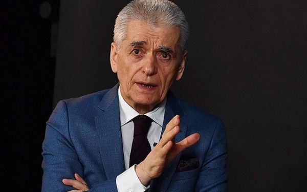 Tanınmış rusiyalı həkim: Koronavirusun ikinci dalğası olmayacaq, heç birincisi də olmayıb