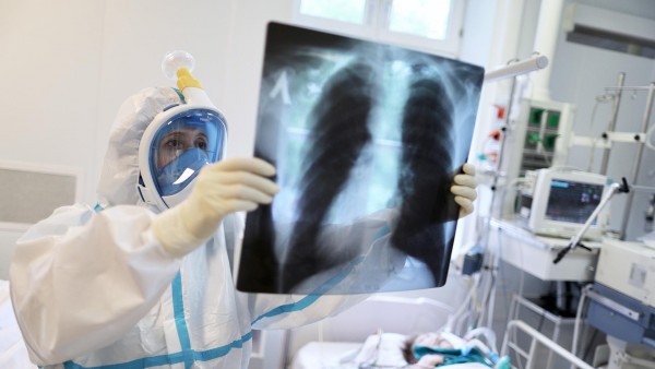 Dünyada koronavirusa rekord yoluxma qeydə alınıb