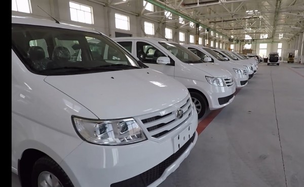 Naxçıvan Avtomobil Zavodunda yeni model avtomobillərin yığımına başlanılıb